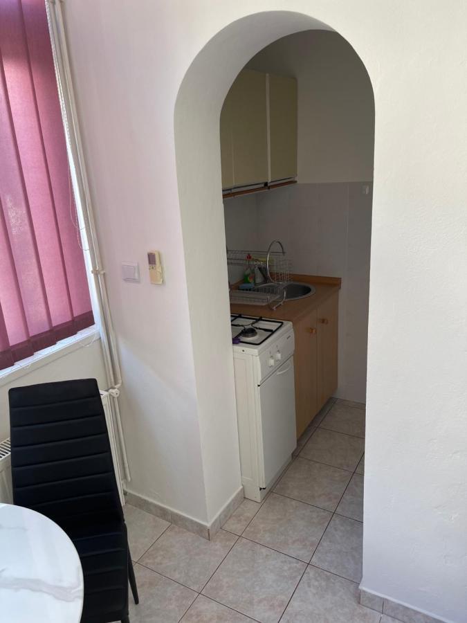 Apartmani Frane ตรีบูนย์ ภายนอก รูปภาพ
