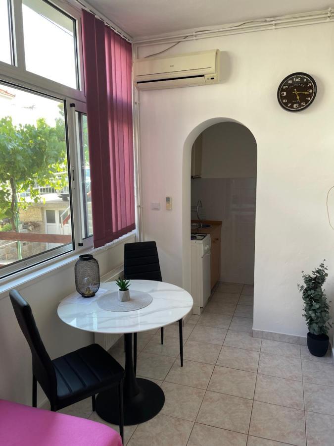 Apartmani Frane ตรีบูนย์ ภายนอก รูปภาพ