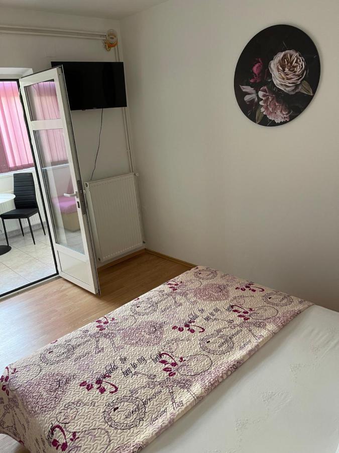 Apartmani Frane ตรีบูนย์ ภายนอก รูปภาพ