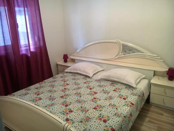 Apartmani Frane ตรีบูนย์ ภายนอก รูปภาพ